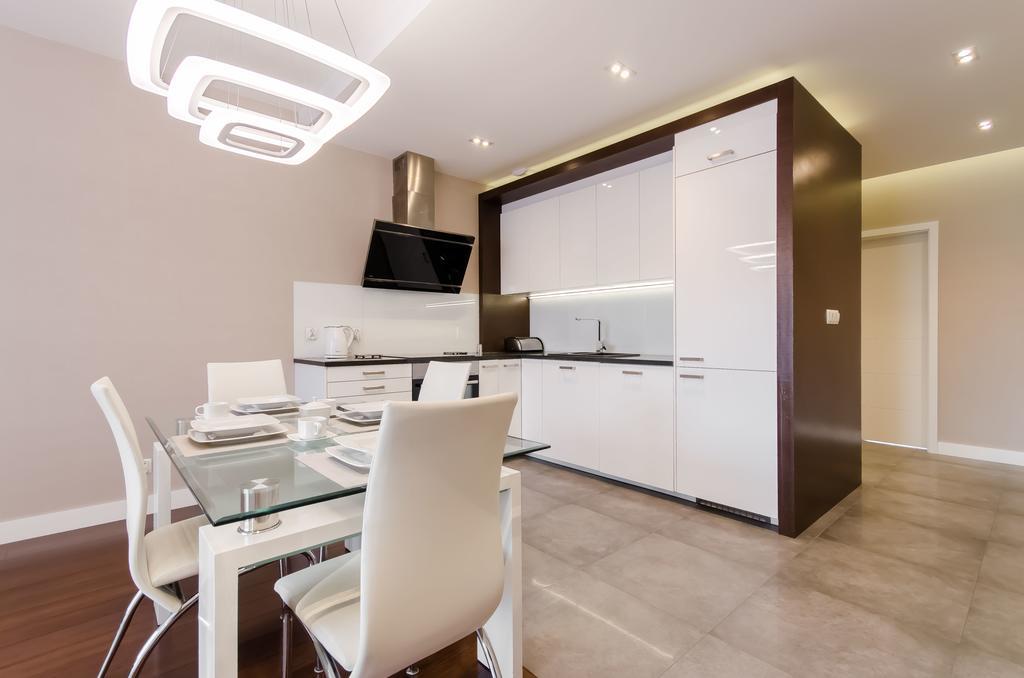 Old Town Luxury Apartment Krasków Exterior foto